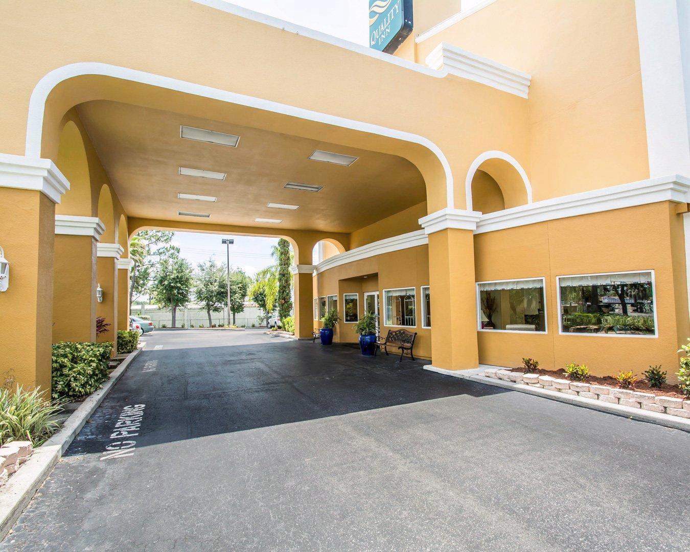 Quality Inn Sarasota I-75 Vamo Exterior photo