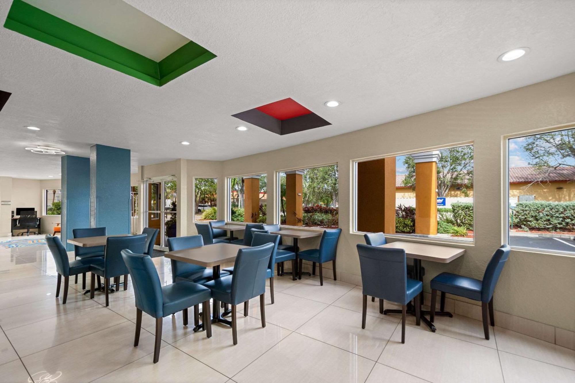 Quality Inn Sarasota I-75 Vamo Exterior photo