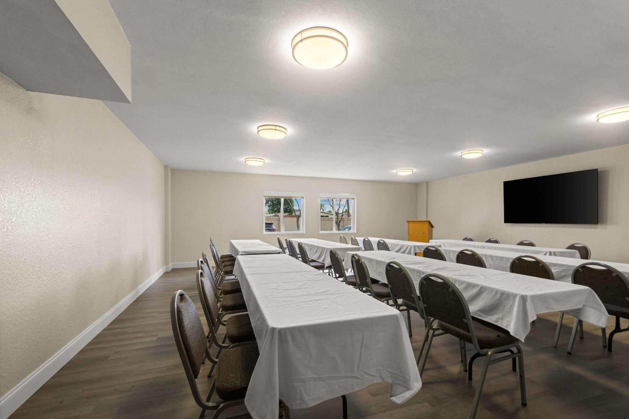 Quality Inn Sarasota I-75 Vamo Exterior photo