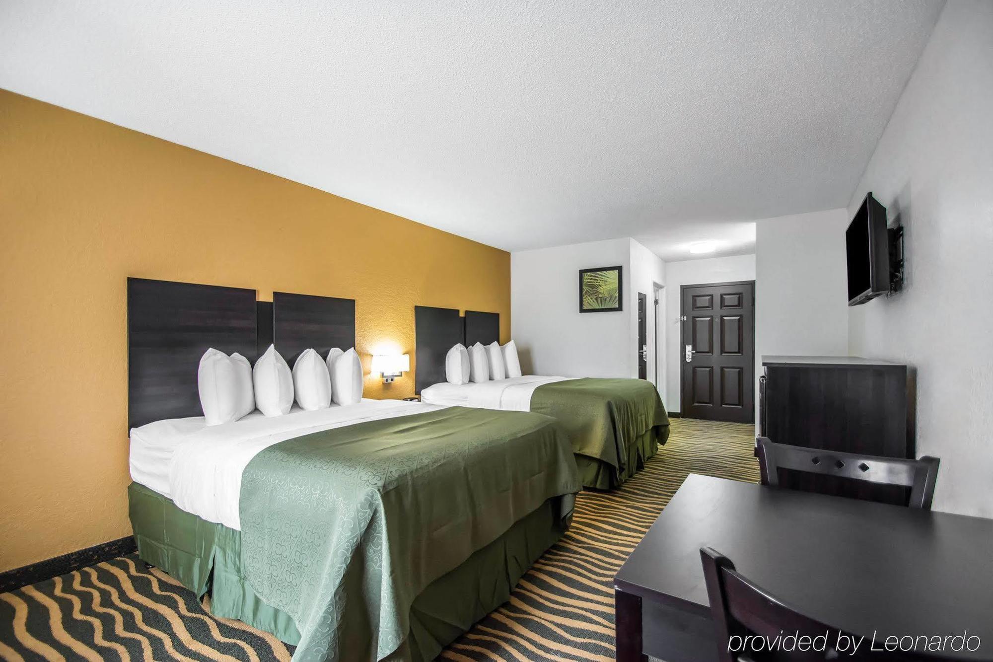 Quality Inn Sarasota I-75 Vamo Exterior photo