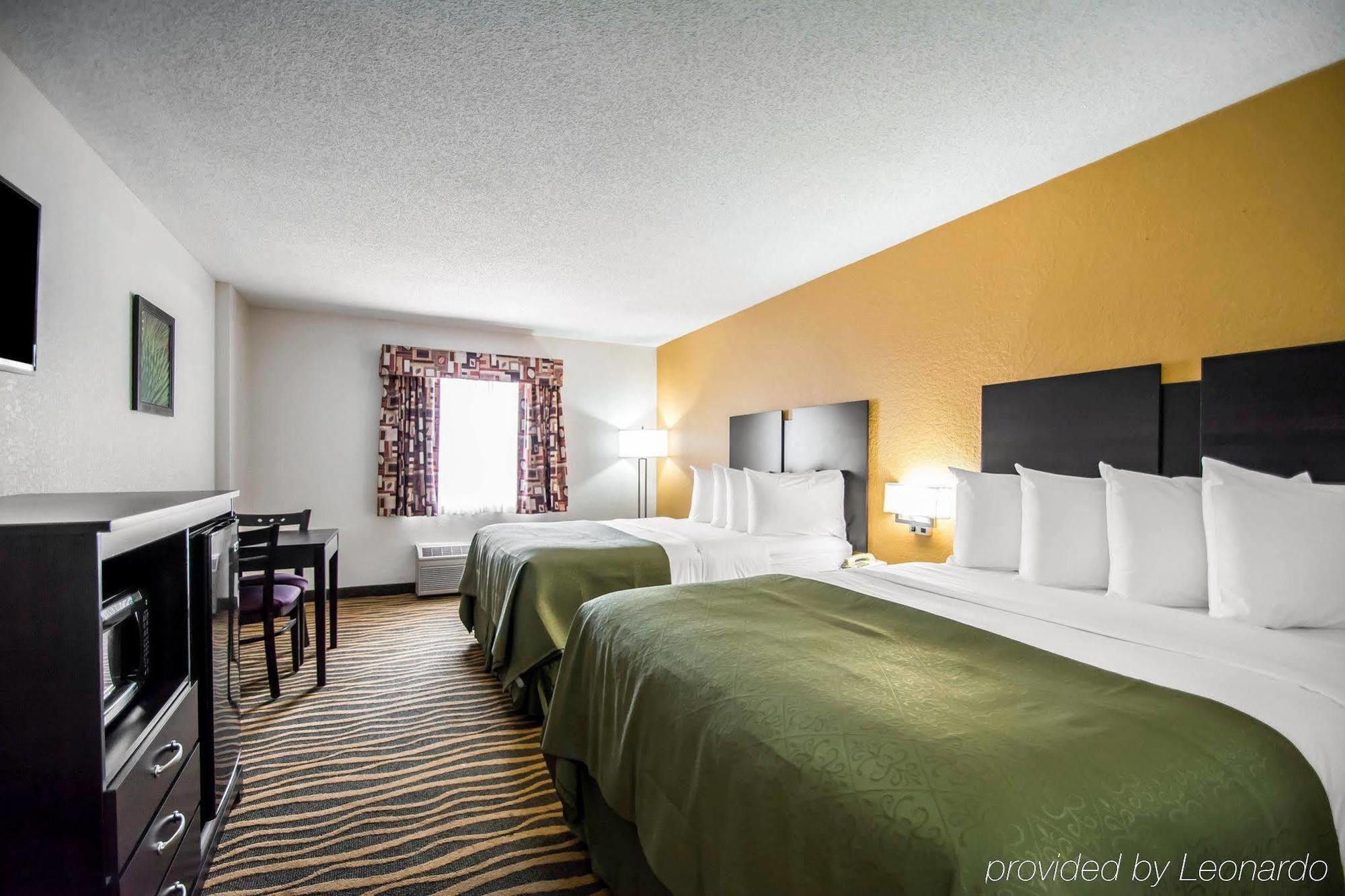 Quality Inn Sarasota I-75 Vamo Exterior photo